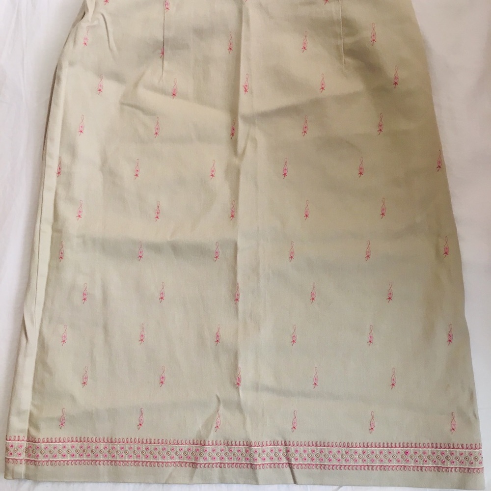 Ann Taylor embroidered skirt